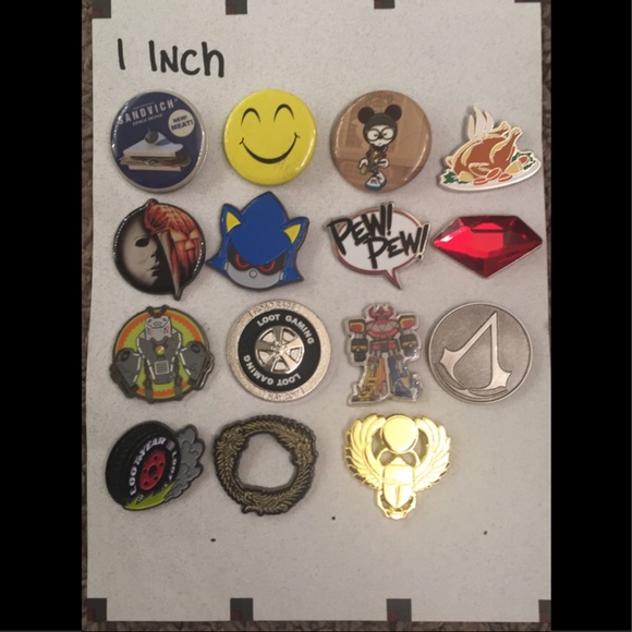 Buttons and Pins! - Picture 2 of 5